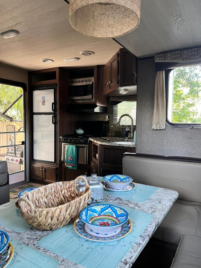 Rv Camper Paradise On The Wheels In Clearwater Beaches Largo Esterno foto