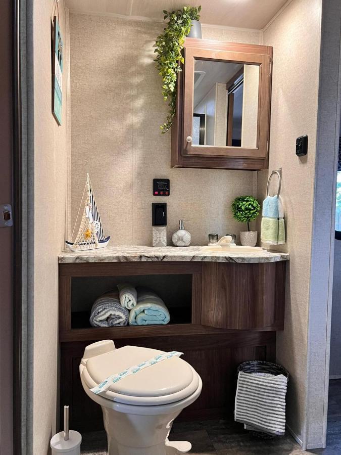 Rv Camper Paradise On The Wheels In Clearwater Beaches Largo Esterno foto